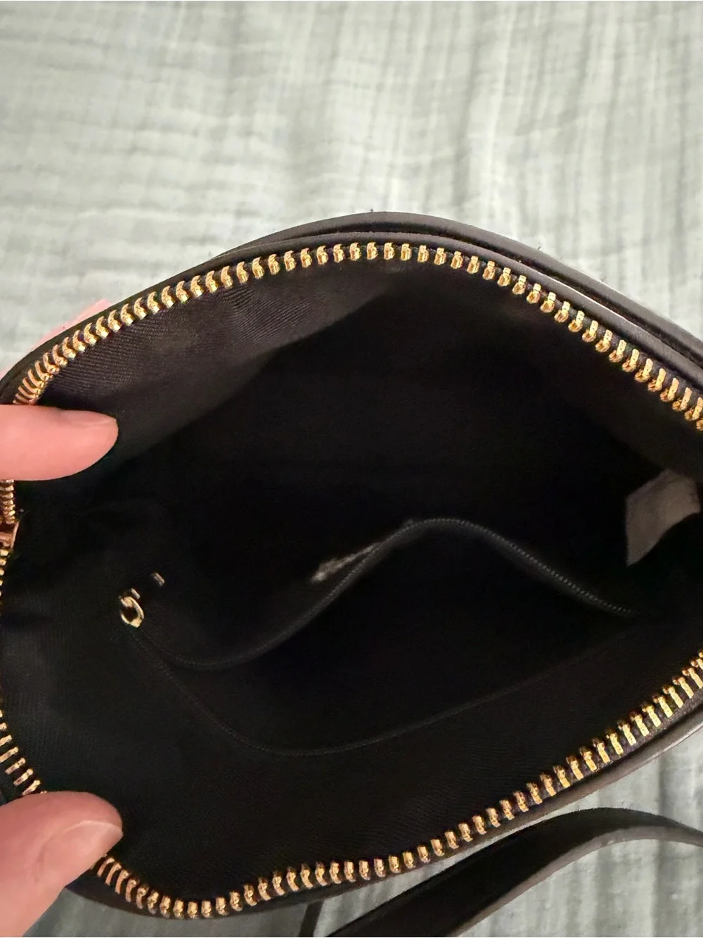 A New Day Minimalist Black Leather Crossbody with Adjustable Strap EUC